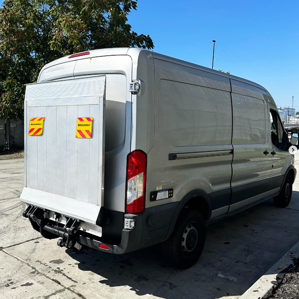 Beauway Hydraulic Cantilever Tail Lift – Robust Aluminum Design for Heavy-Duty Cargo Handling 2000kg