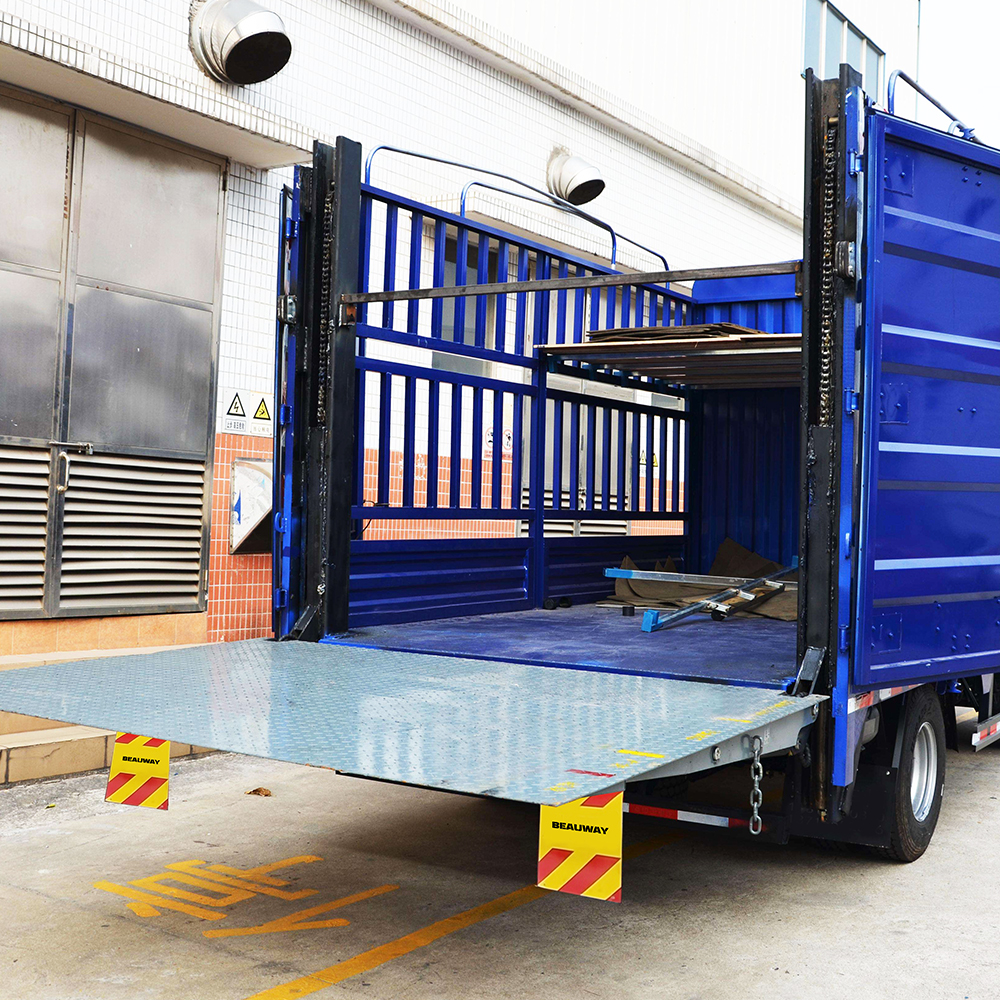 Hydraulic Tail Lift Price in 2026: Cost Breakdown & Buying Guide