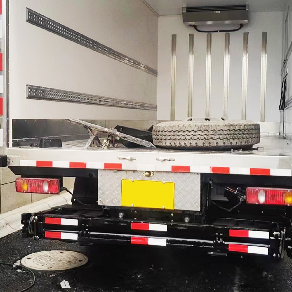 concealed tail lift system liftgate truck retail delivery