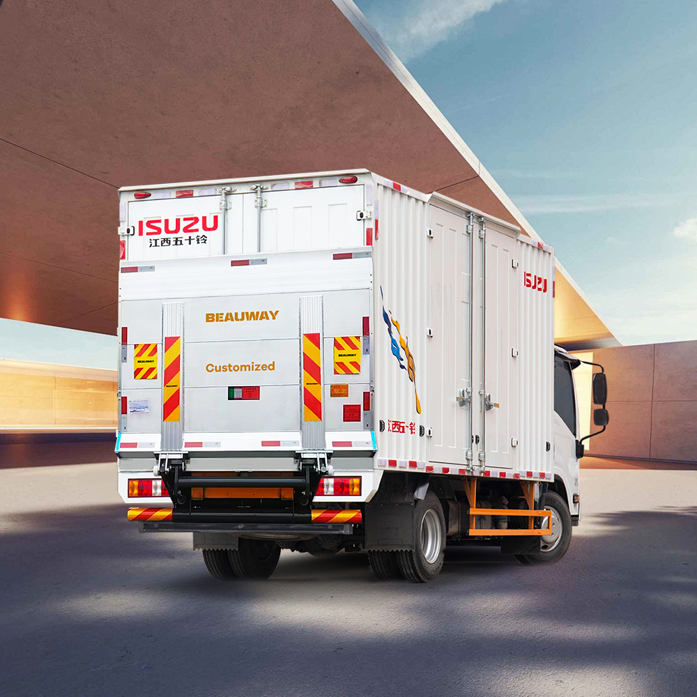 Comparison of cantilever and folding tail lift configurations on commercial trucks