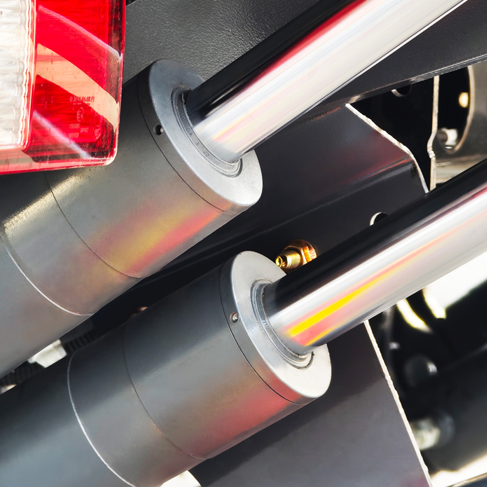 Tail Lift Won't Go Up? 8 Causes & On-Site Fixes